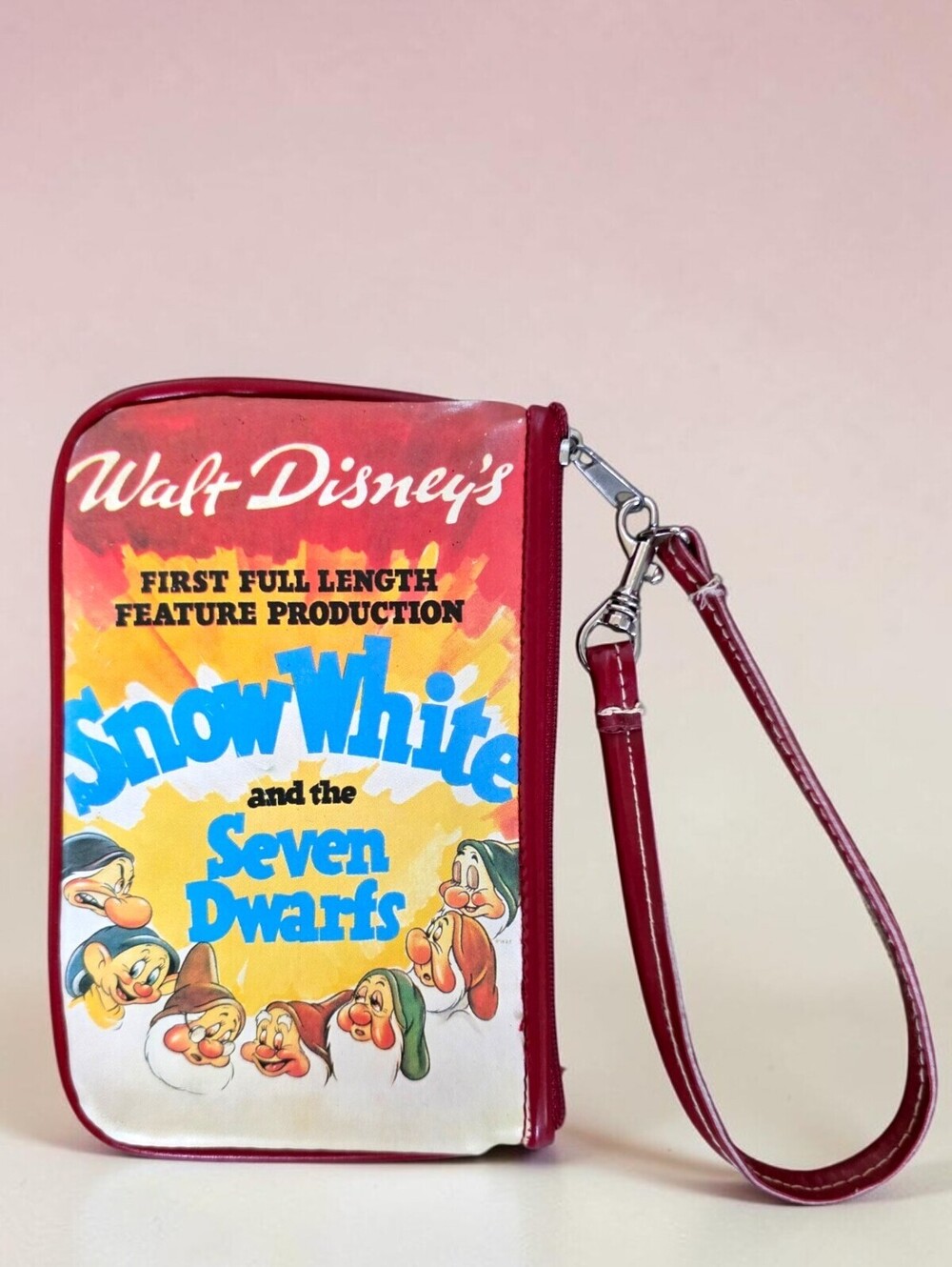 Vintage Disney Snow White Seven Dwarfs Movie Poster Wristlet Clutch Bag Y2K Rare